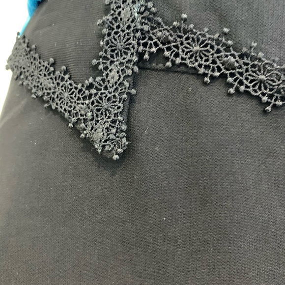 Molly Bracken mini skirt with lace tie - Picture 3 of 6